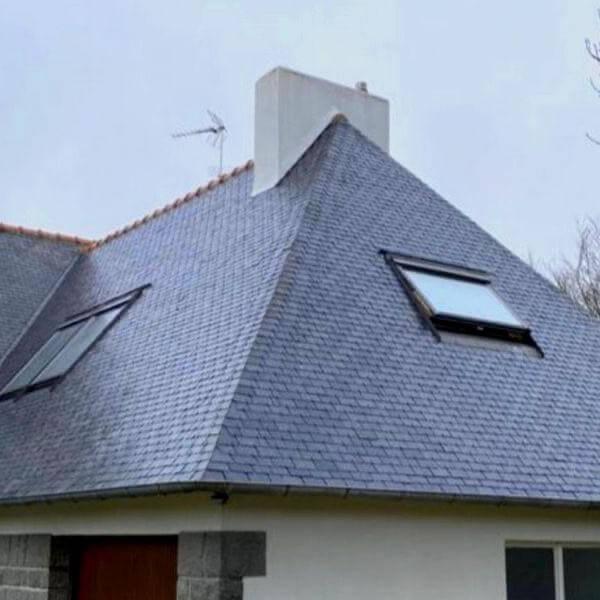 Rénovation d'une toiture ardoises naturelles à Qumiper
